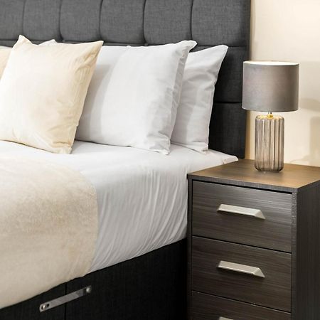 ברמינגהאם New Luxury Two Bedroom Apartment - City Centre - Netflix - Wifi - Top Rated - Jq 8Ah מראה חיצוני תמונה