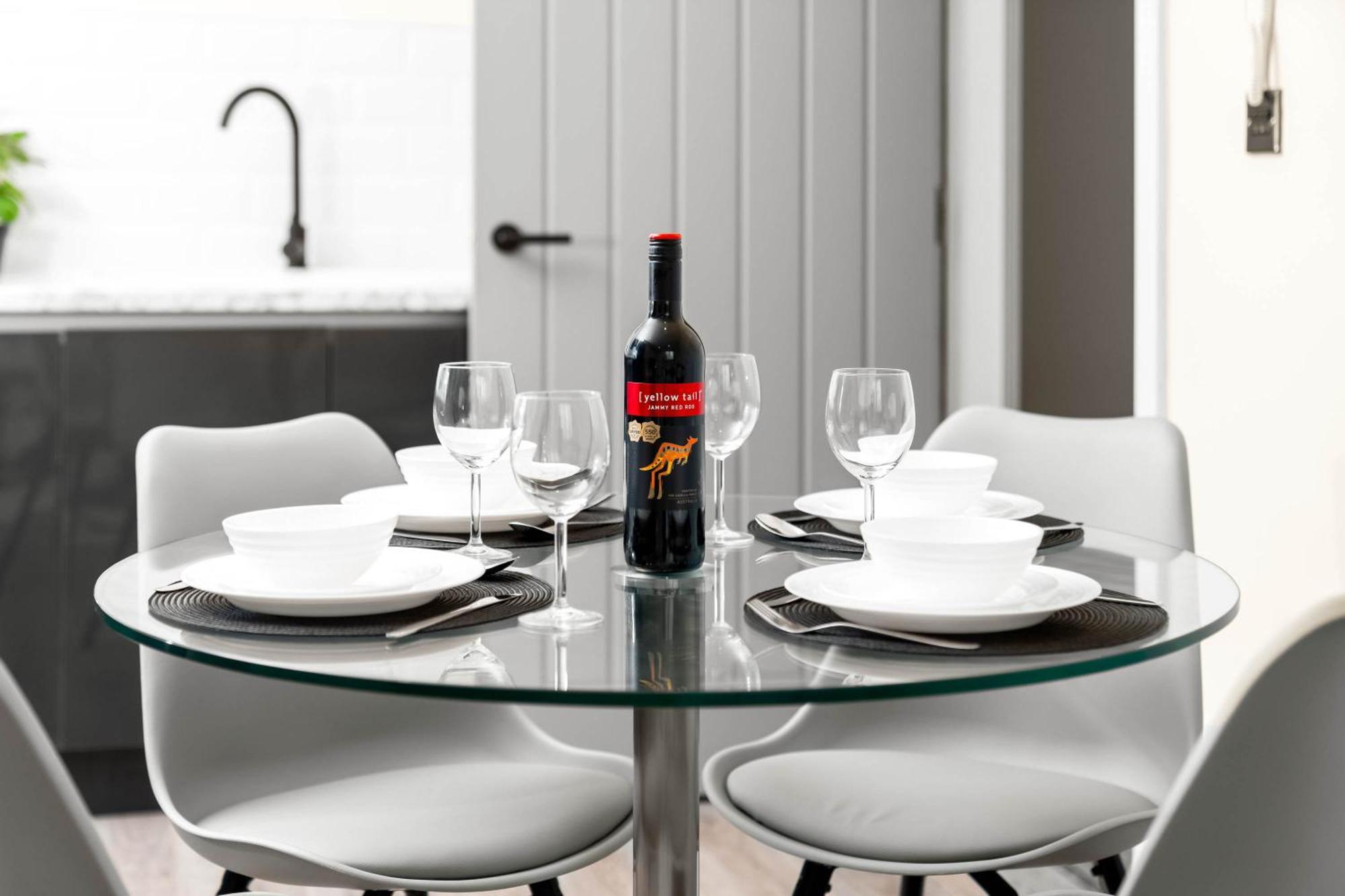 ברמינגהאם New Luxury Two Bedroom Apartment - City Centre - Netflix - Wifi - Top Rated - Jq 8Ah מראה חיצוני תמונה